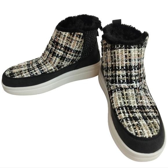 HEY DUDE Mel Boucle Black Moc Boots Women's Faux Fur Lining Flat Sneaker Shoes - Picture 4 of 15